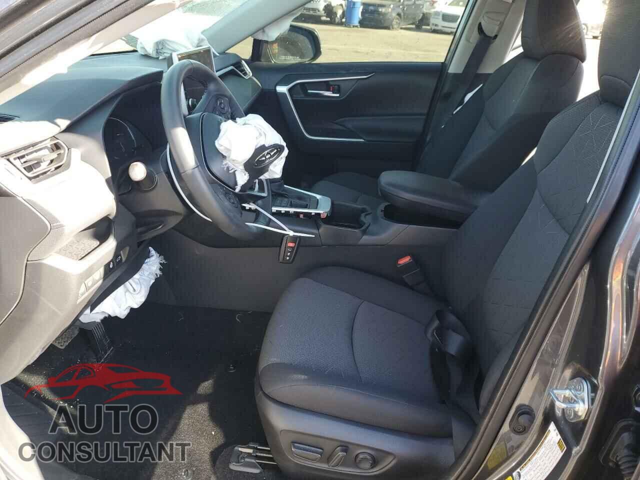 TOYOTA RAV4 2023 - JTMP1RFV1PD094881