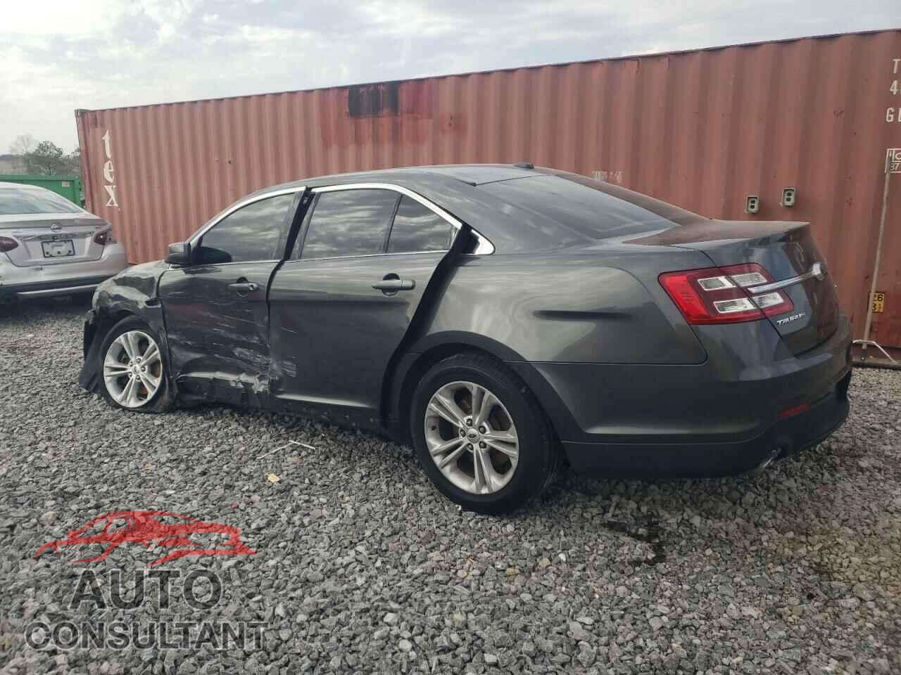FORD TAURUS 2019 - 1FAHP2E85KG106517