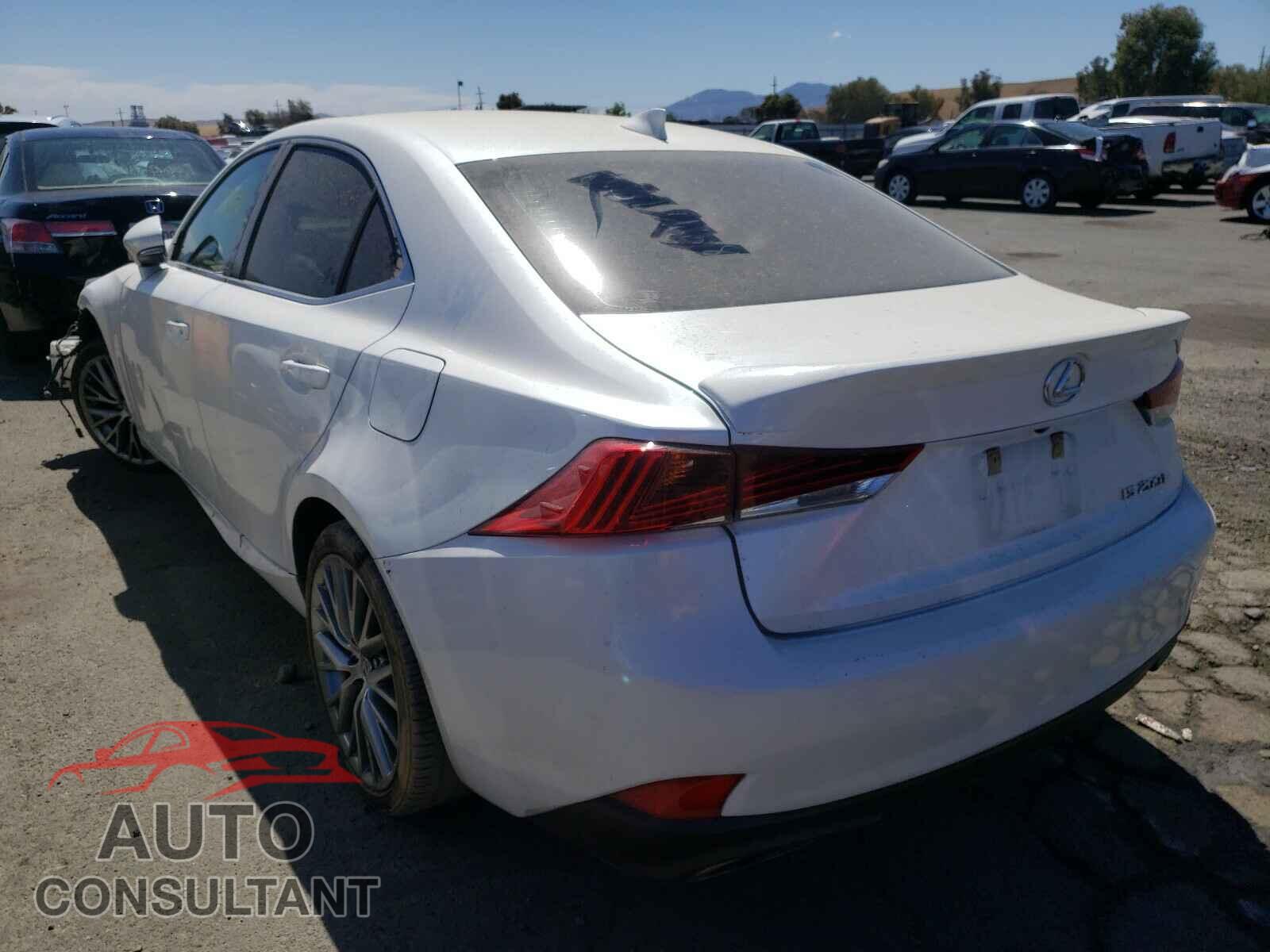LEXUS IS 2017 - JTHBA1D20H5051468