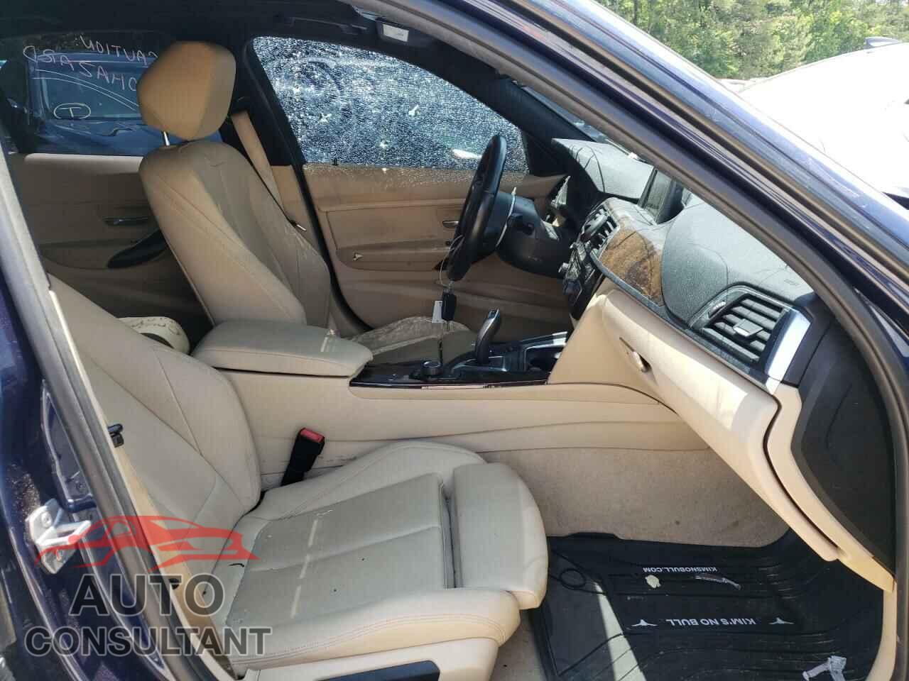 BMW 3 SERIES 2016 - WBA8E1G56GNU10355