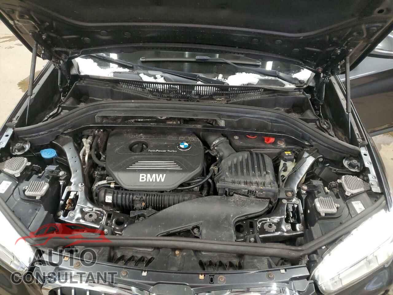 BMW X1 2017 - WBXHT3Z35H4A54705