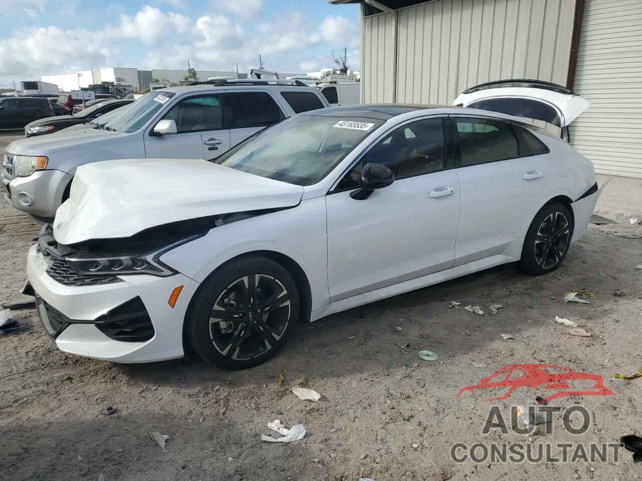 KIA K5 2023 - 5XXG64J20PG207078