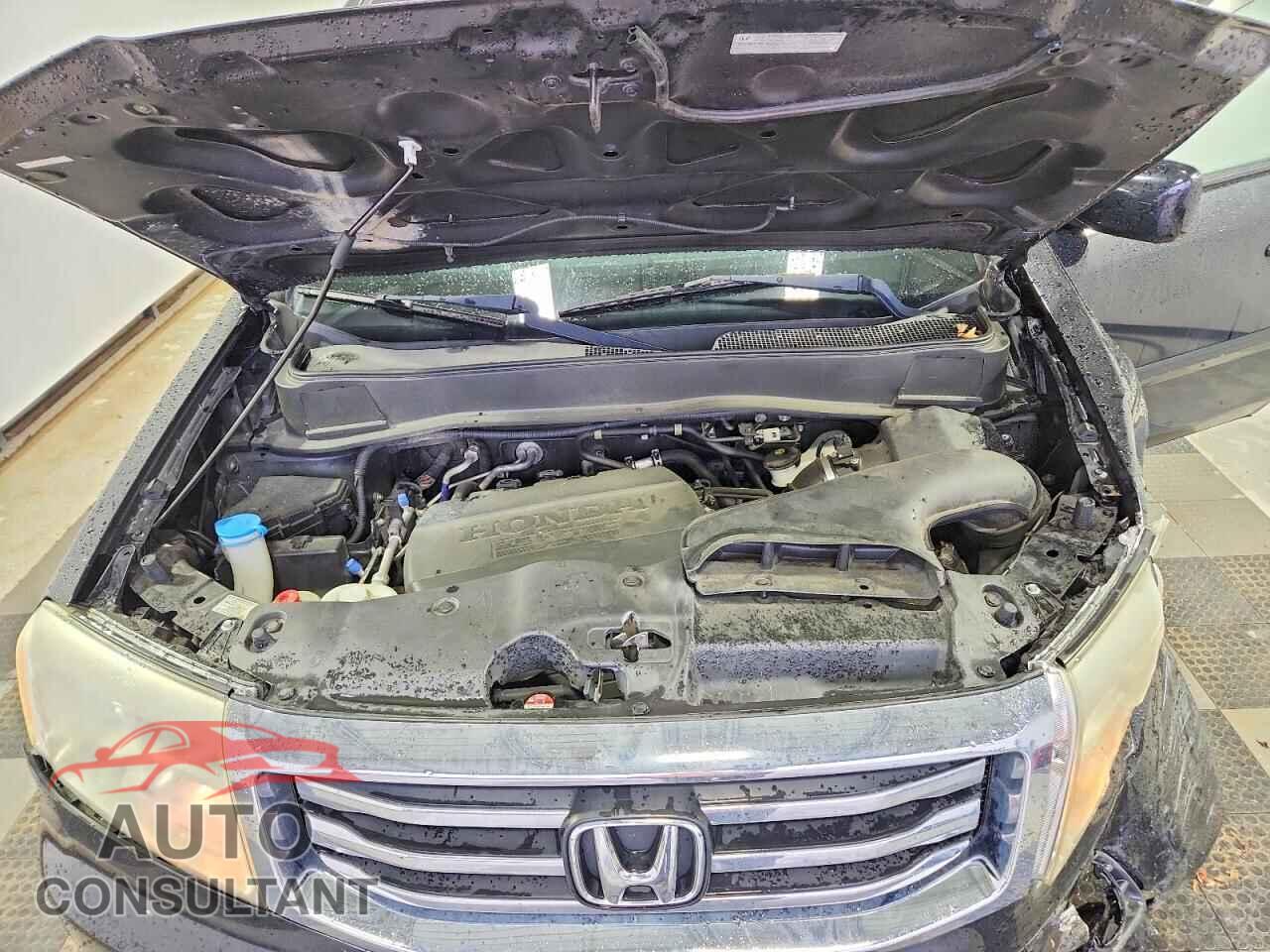 HONDA PILOT 2015 - 5FNYF3H39FB035146
