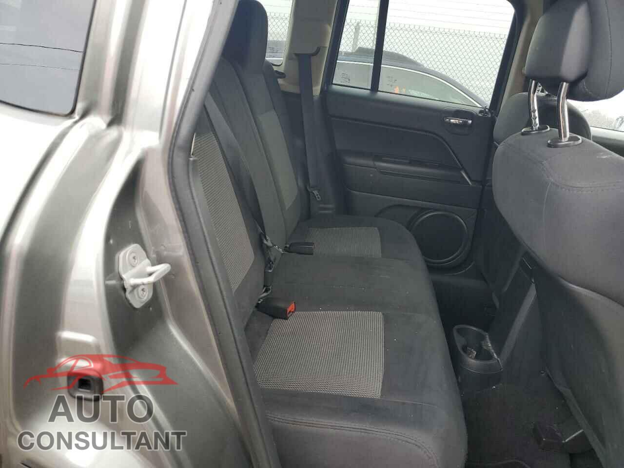 JEEP COMPASS 2011 - 1J4NF1FB1BD277622