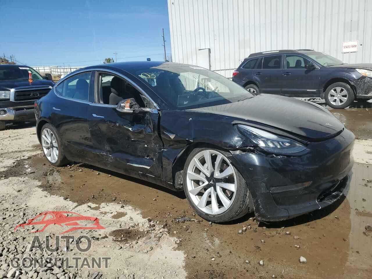 TESLA MODEL 3 2018 - 5YJ3E1EB9JF120915