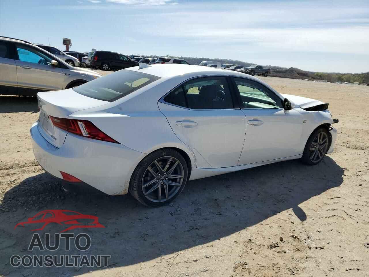 LEXUS IS 2015 - JTHBE1D22F5018313