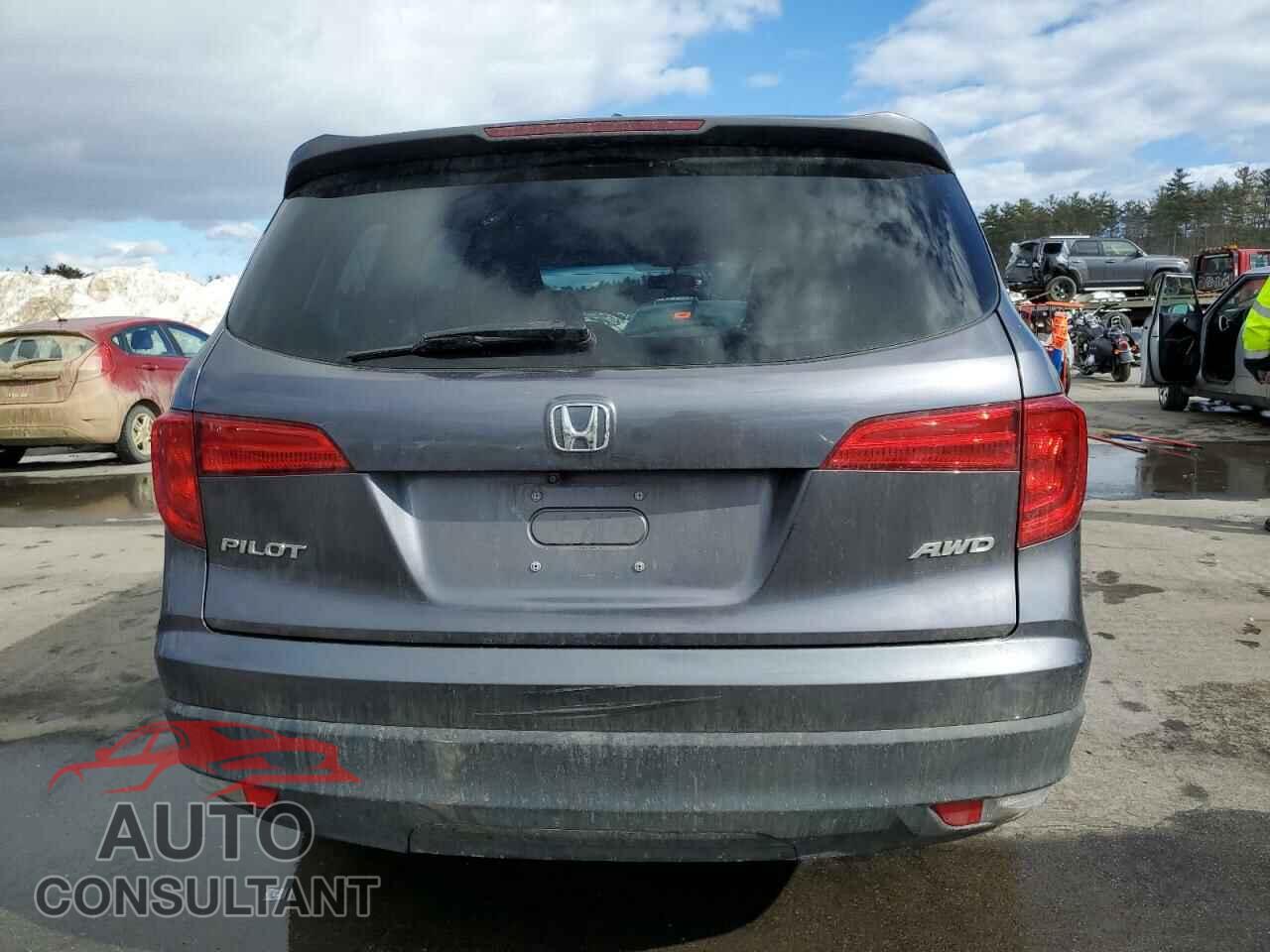 HONDA PILOT 2017 - 5FNYF6H37HB056159