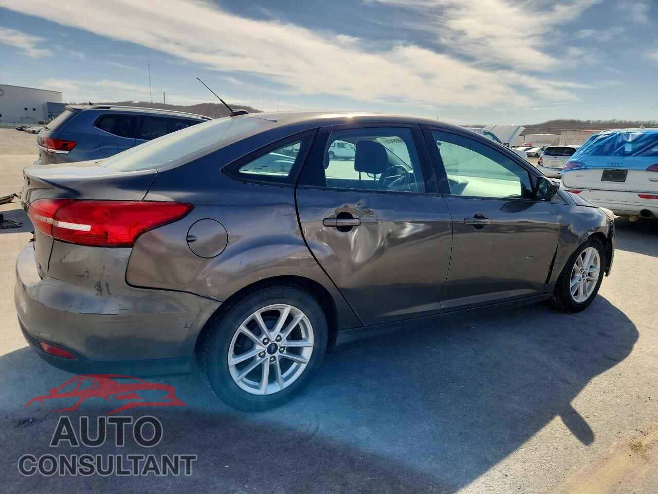 FORD FOCUS 2017 - 1FADP3F2XHL202142