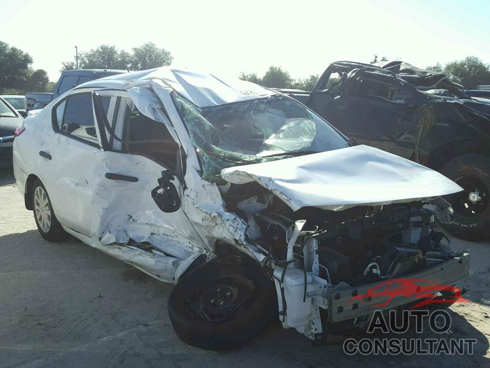 NISSAN VERSA 2015 - 3N1CN7AP9FL853451