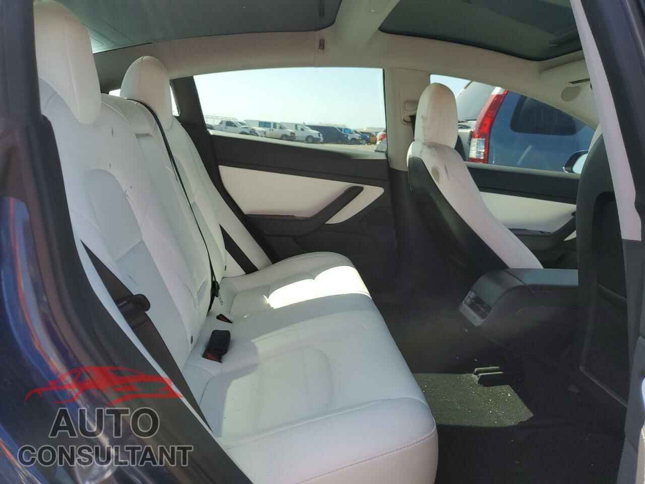 TESLA MODEL 3 2020 - 5YJ3E1EA2LF775170