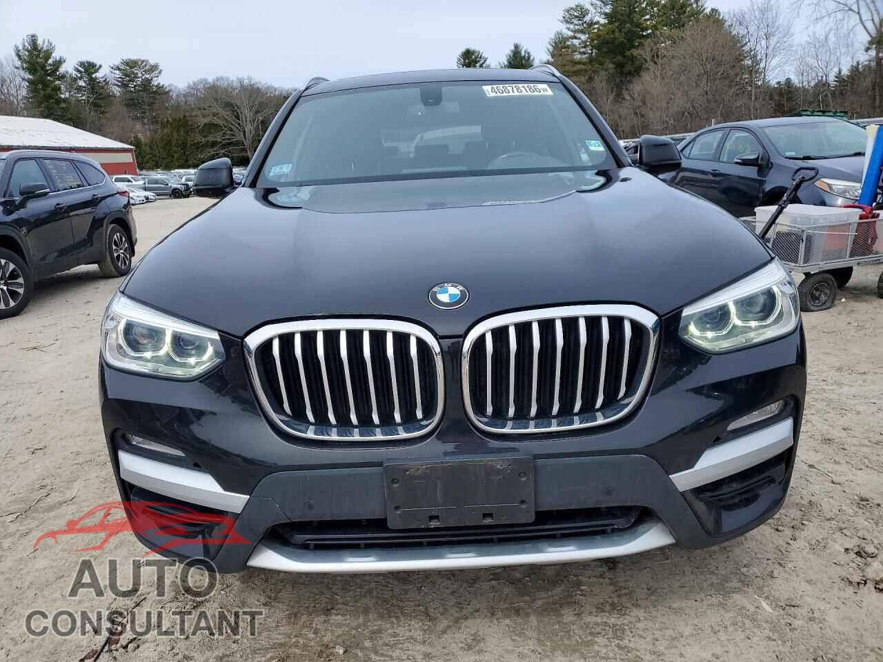 BMW X3 2018 - 5UXTR9C55JLD74099