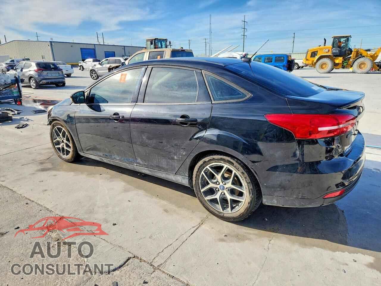 FORD FOCUS 2018 - 1FADP3F22JL204263