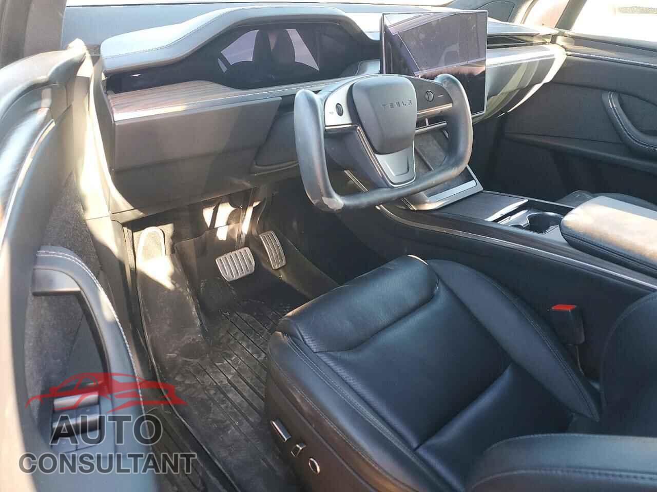 TESLA MODEL X 2023 - 7SAXCAE57PF402208