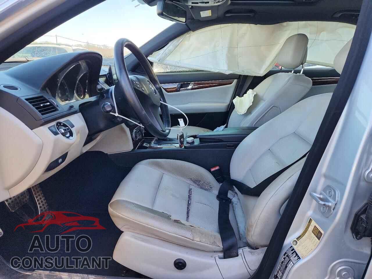 MERCEDES-BENZ C-CLASS 2011 - WDDGF5EB2BF635957