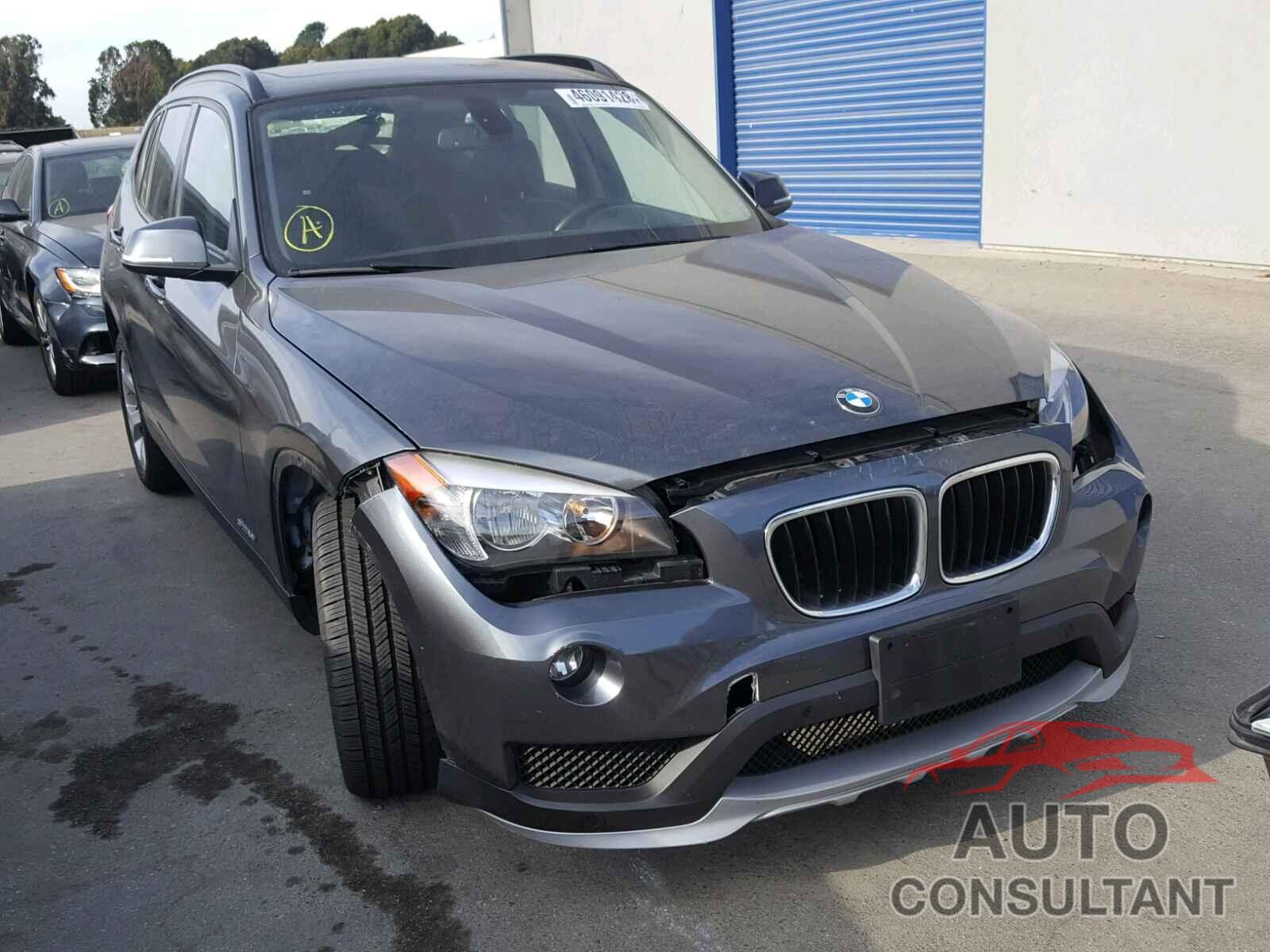 BMW X1 SDRIVE28I 2015 - WBAVM1C5XFV318515