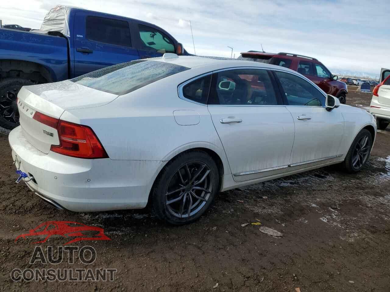 VOLVO S90 2018 - LVYBC0AL0JP024003