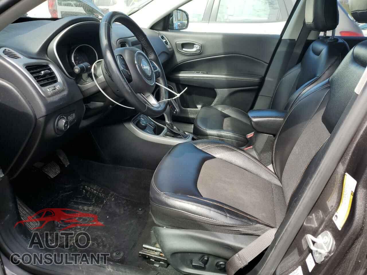 JEEP COMPASS 2017 - 3C4NJDBB0HT651653