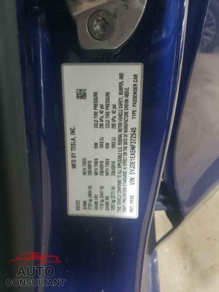 TESLA MODEL 3 2022 - 5YJ3E1EA5NF372545