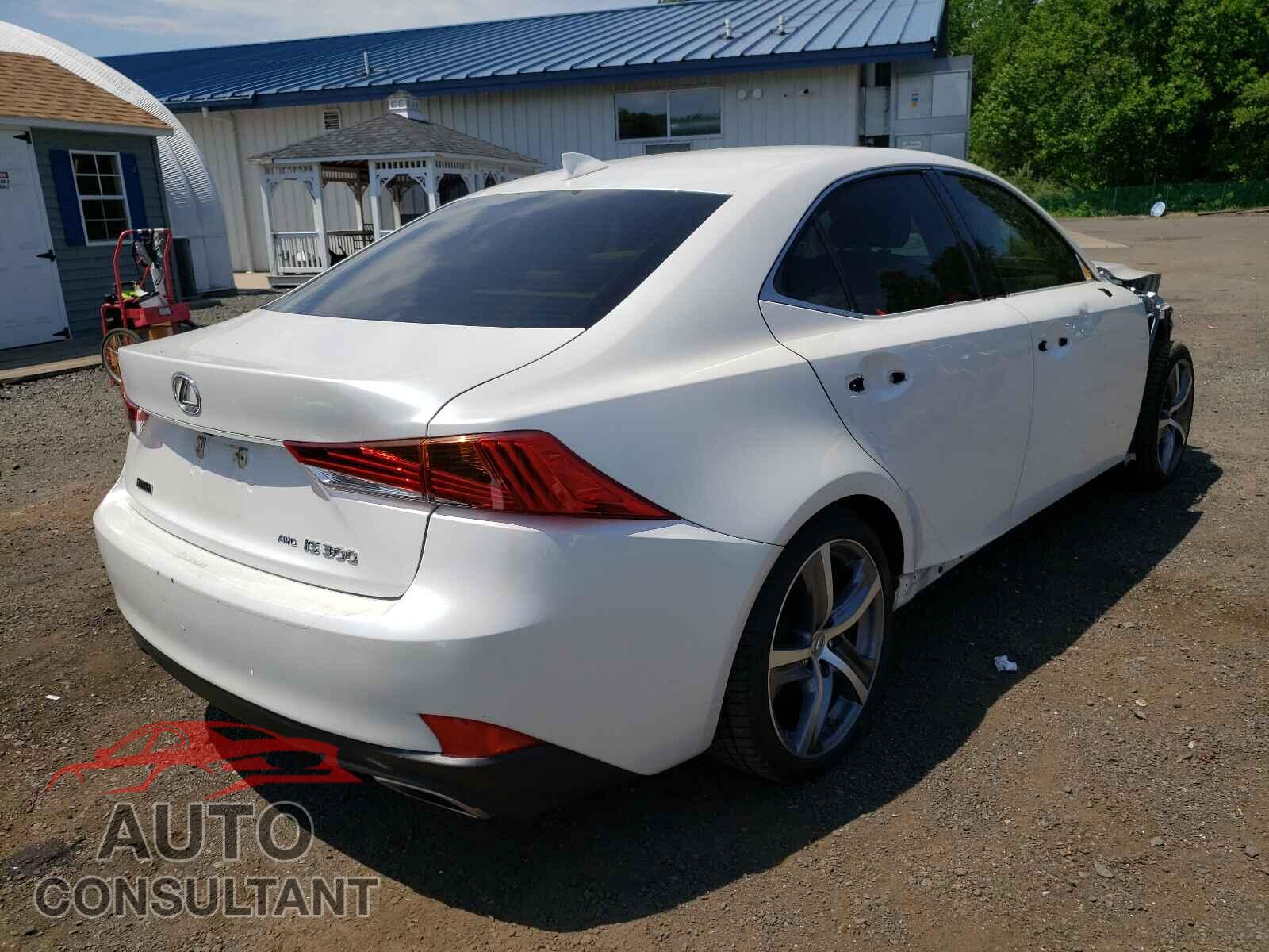 LEXUS IS 2018 - JTHC81D26J5027682