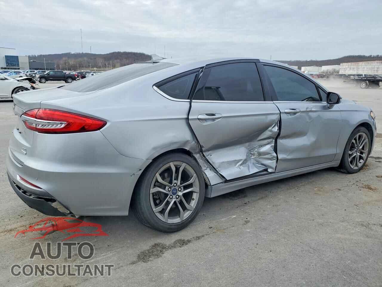FORD FUSION 2020 - 3FA6P0CD4LR133147