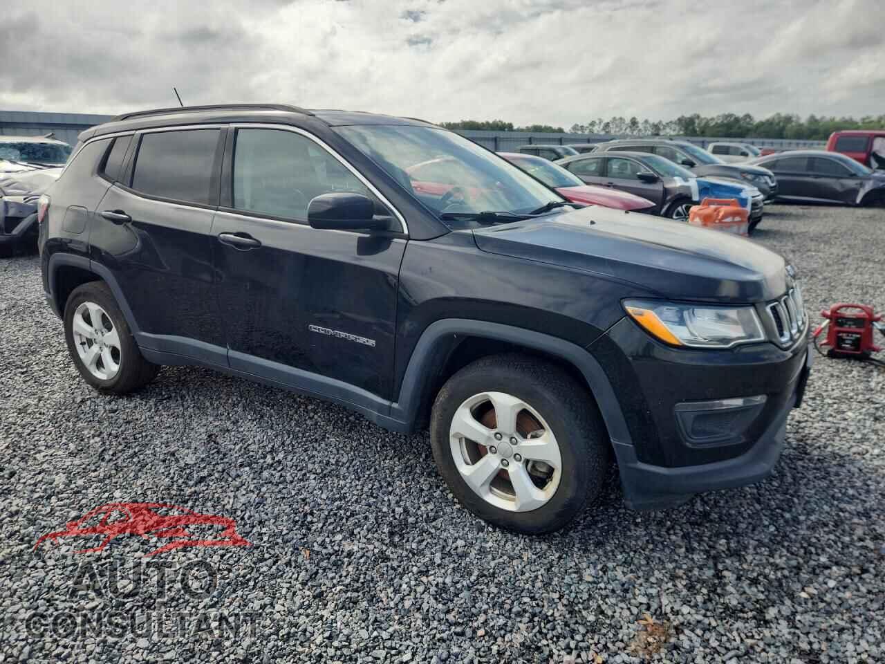 JEEP COMPASS 2019 - 3C4NJDBB8KT595243