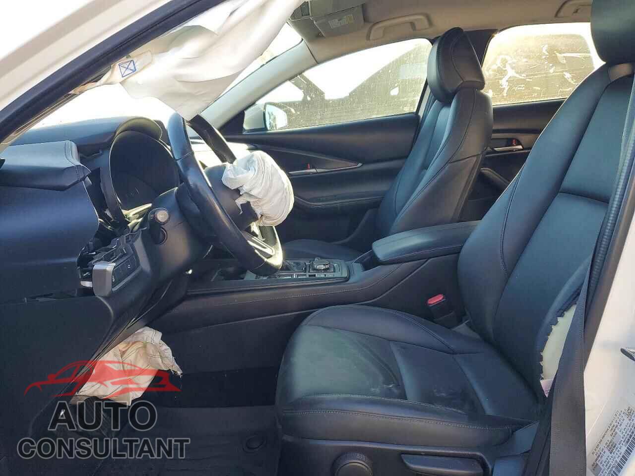 MAZDA CX30 2023 - 3MVDMBBM6PM529198
