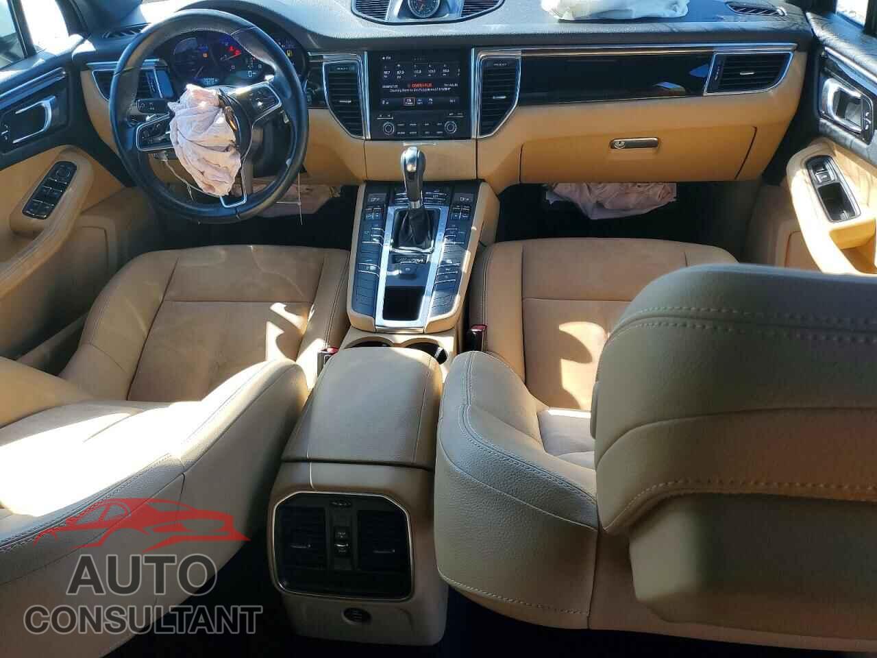 PORSCHE MACAN 2018 - WP1AA2A54JLB10670