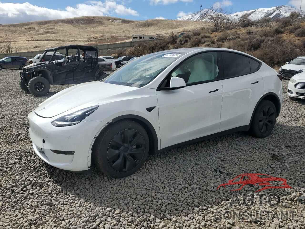 TESLA MODEL Y 2024 - 7SAYGDEE2RF130499