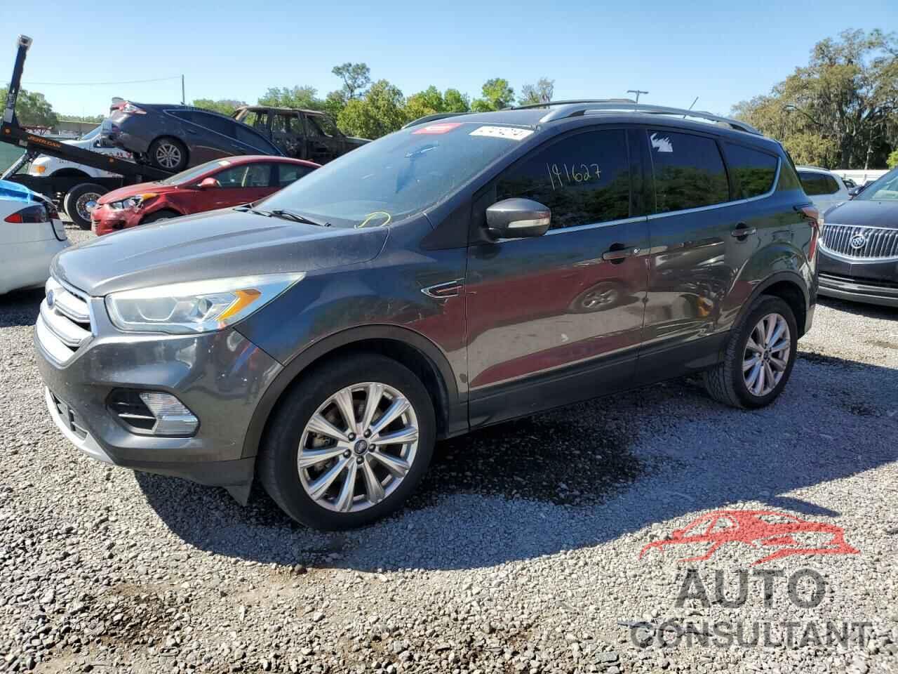 FORD ESCAPE 2017 - 1FMCU9J98HUD35946