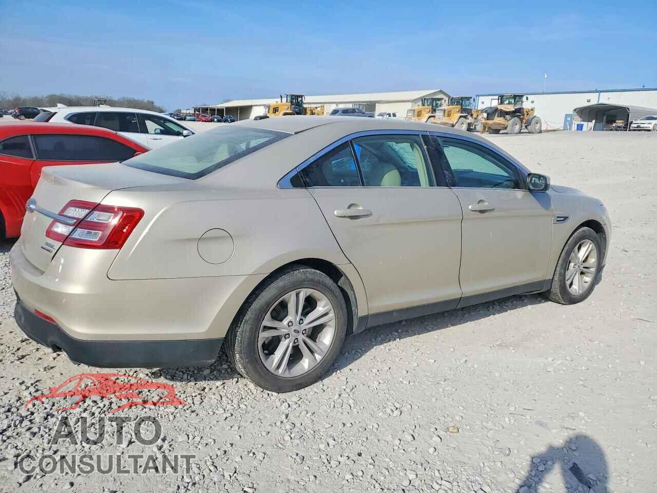 FORD TAURUS 2017 - 1FAHP2E88HG117181