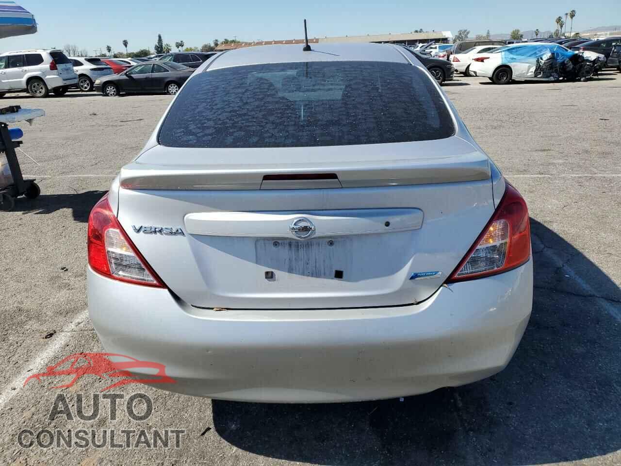 NISSAN VERSA 2013 - 3N1CN7AP2DL856494