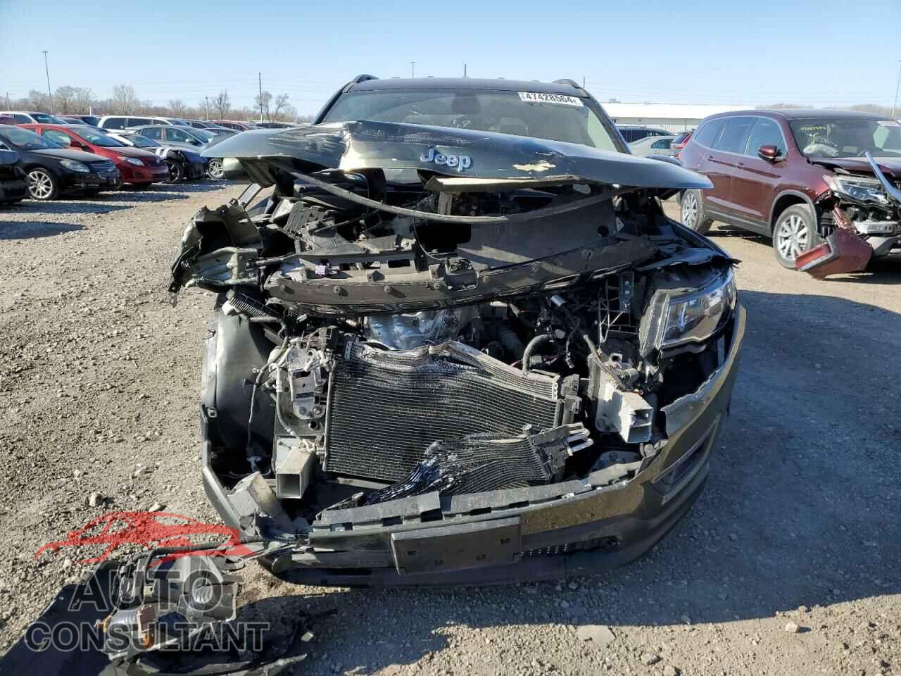JEEP COMPASS 2018 - 3C4NJDBB2JT200469