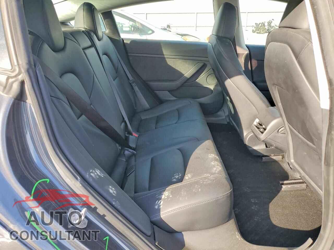 TESLA MODEL 3 2023 - 5YJ3E1EA5PF566043