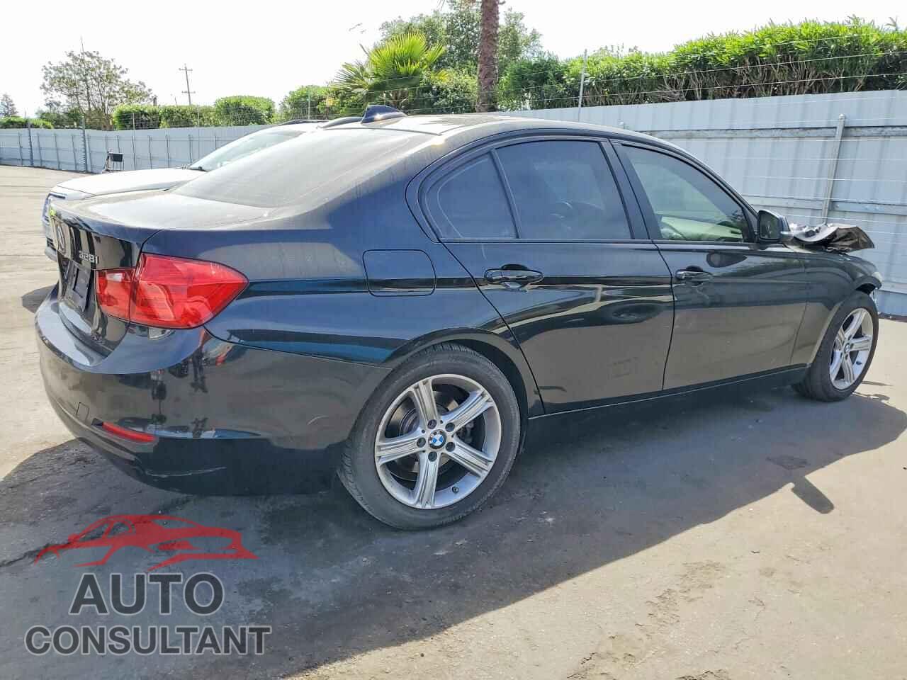 BMW 3 SERIES 2015 - WBA3C1C57FK123712