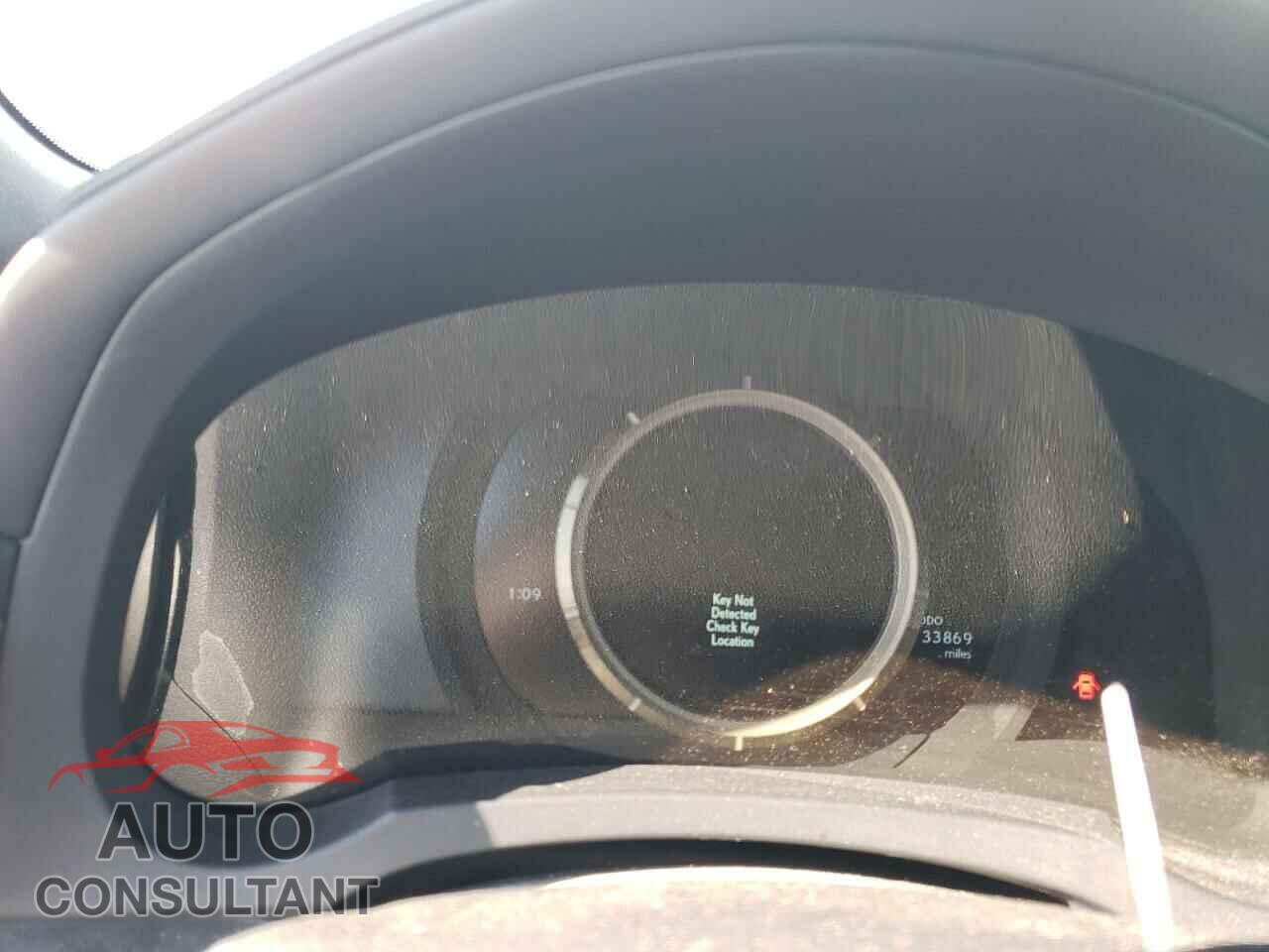 LEXUS IS 2019 - JTHC81D2XK5035169