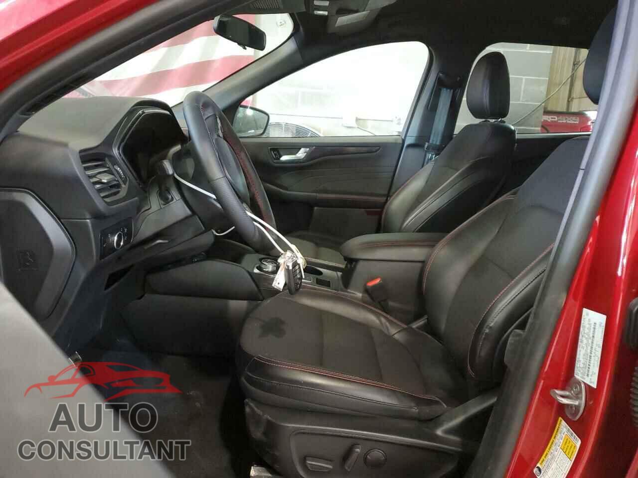 FORD ESCAPE ST 2023 - 1FMCU0MN2PUB43991