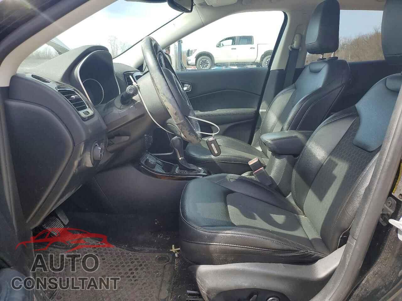 JEEP COMPASS 2019 - 3C4NJDBB7KT674645
