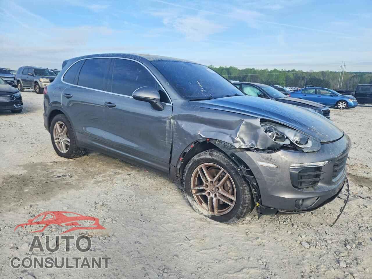 PORSCHE CAYENNE 2016 - WP1AA2A26GLA08009