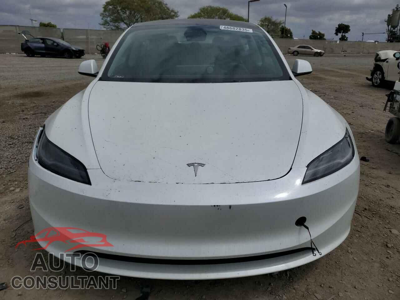 TESLA MODEL 3 2024 - 5YJ3E1EB1RF789756