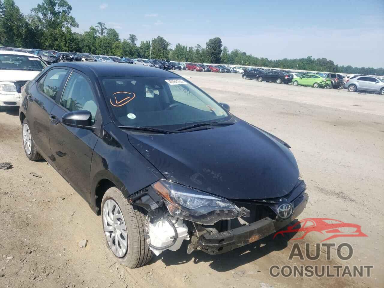 TOYOTA COROLLA 2018 - 5YFBURHE5JP799847