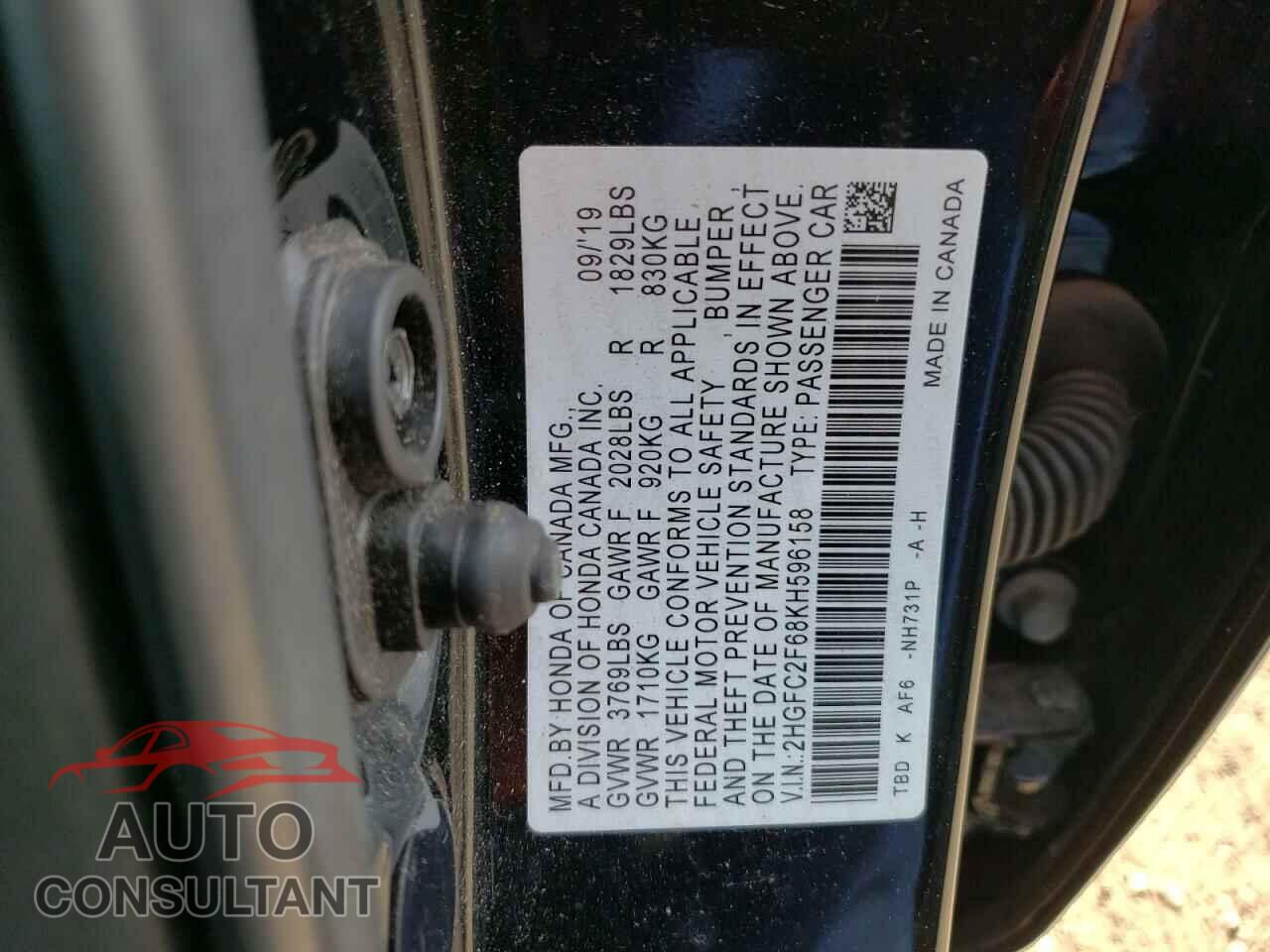 HONDA CIVIC 2019 - 2HGFC2F68KH596158