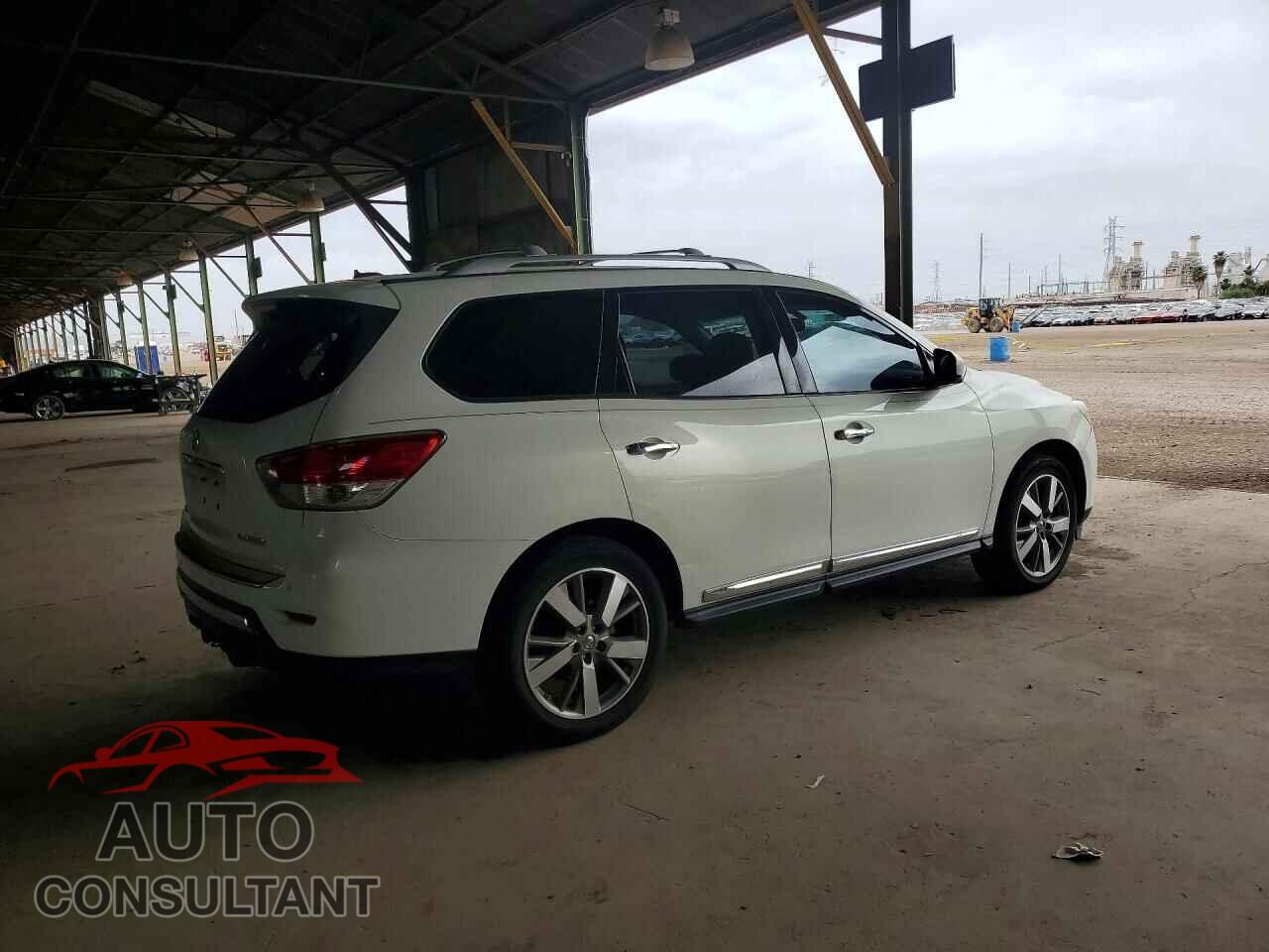 NISSAN PATHFINDER 2014 - 5N1AR2MN6EC696523