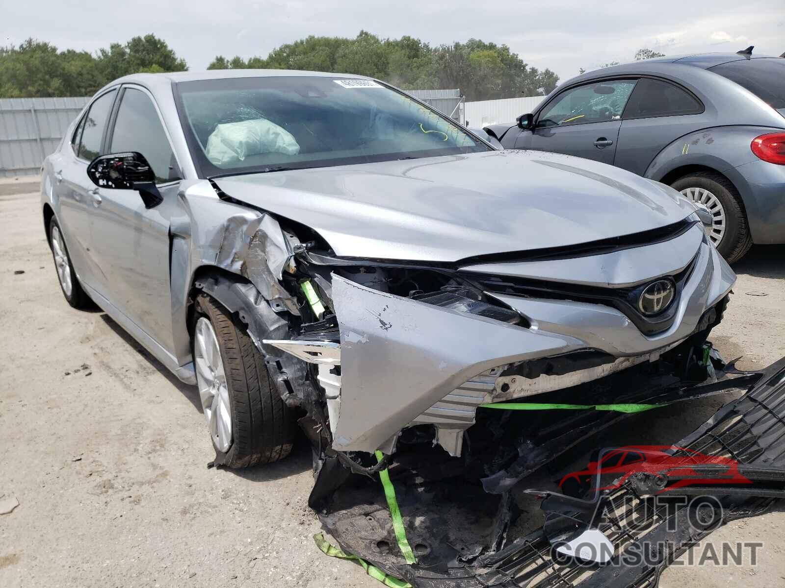 TOYOTA CAMRY 2019 - 4T1B11HK0KU753911