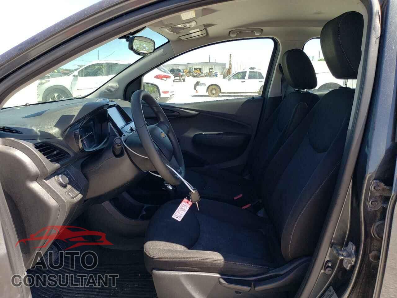CHEVROLET SPARK 2017 - KL8CB6SA2HC840350