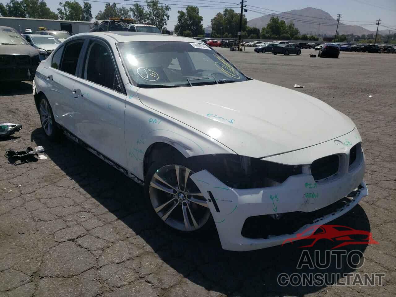 BMW 3 SERIES 2018 - WBA8E5C57JA507575