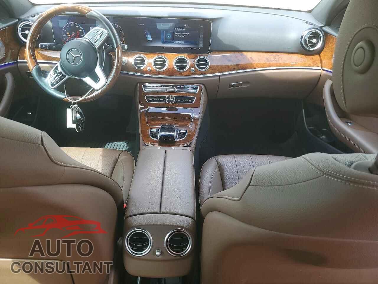 MERCEDES-BENZ E-CLASS 2020 - W1KZF8DB1LA761821