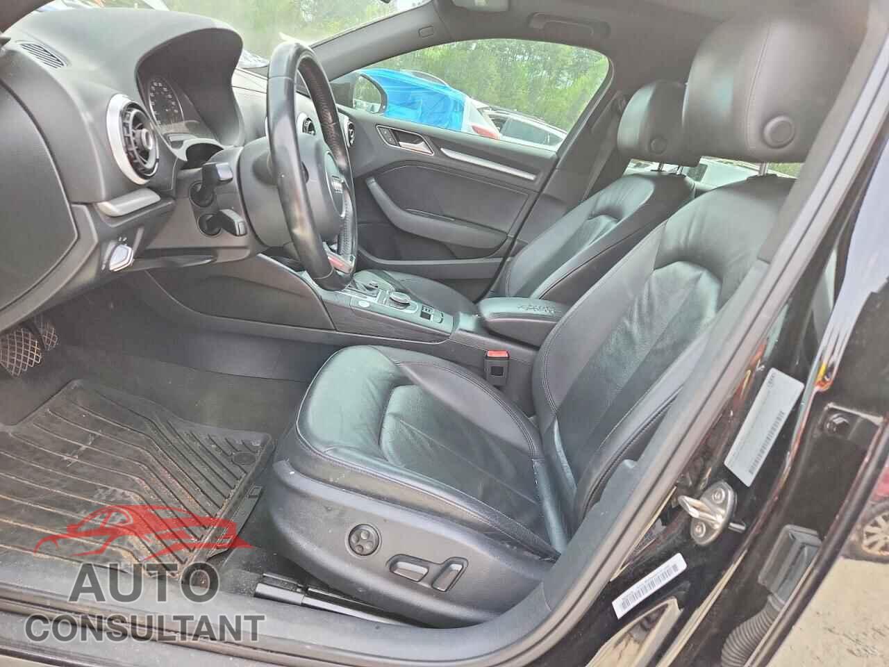 AUDI A3 2016 - WAUA7GFF1G1041971