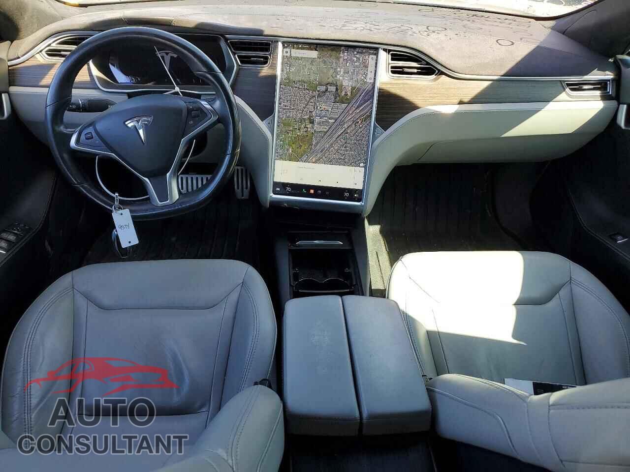 TESLA MODEL S 2016 - 5YJSA1E43GF155015