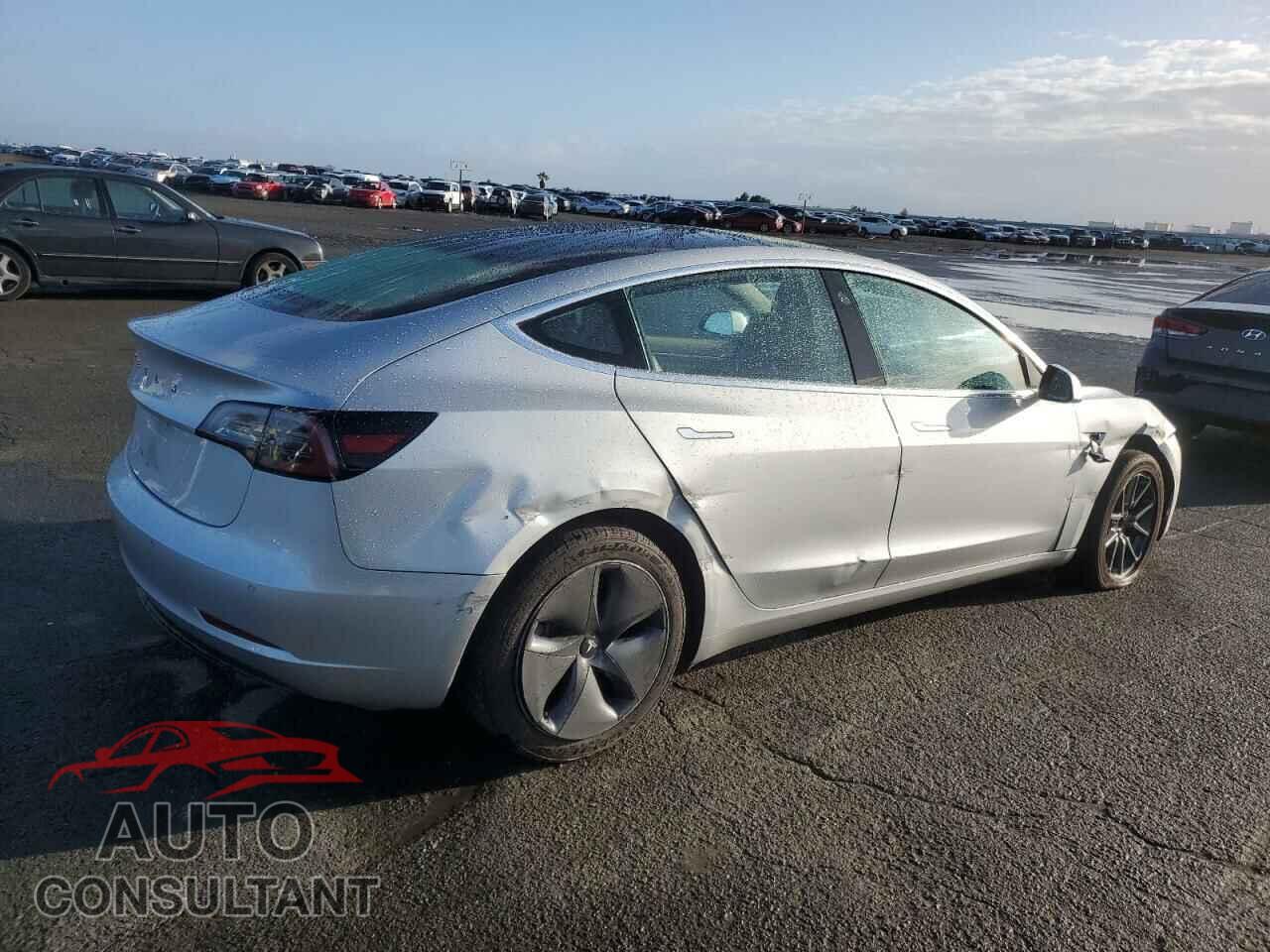 TESLA MODEL 3 2018 - 5YJ3E1EA6JF058770