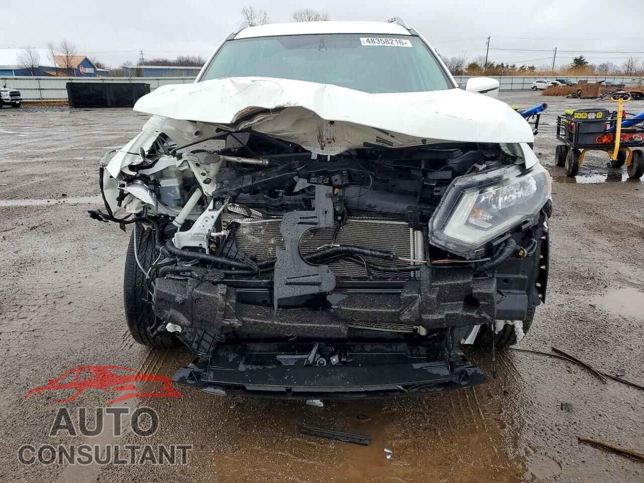 NISSAN ROGUE 2017 - KNMAT2MT3HP568547